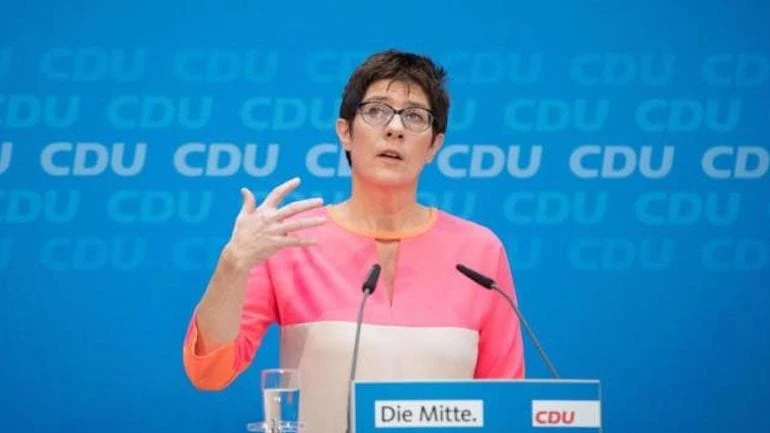 Το κόμμα της Μέρκελ: Ένας χρόνος κοινωφελούς εργασίας θα βοηθούσε τους πρόσφυγες να ενταχθούν στην κοινωνία